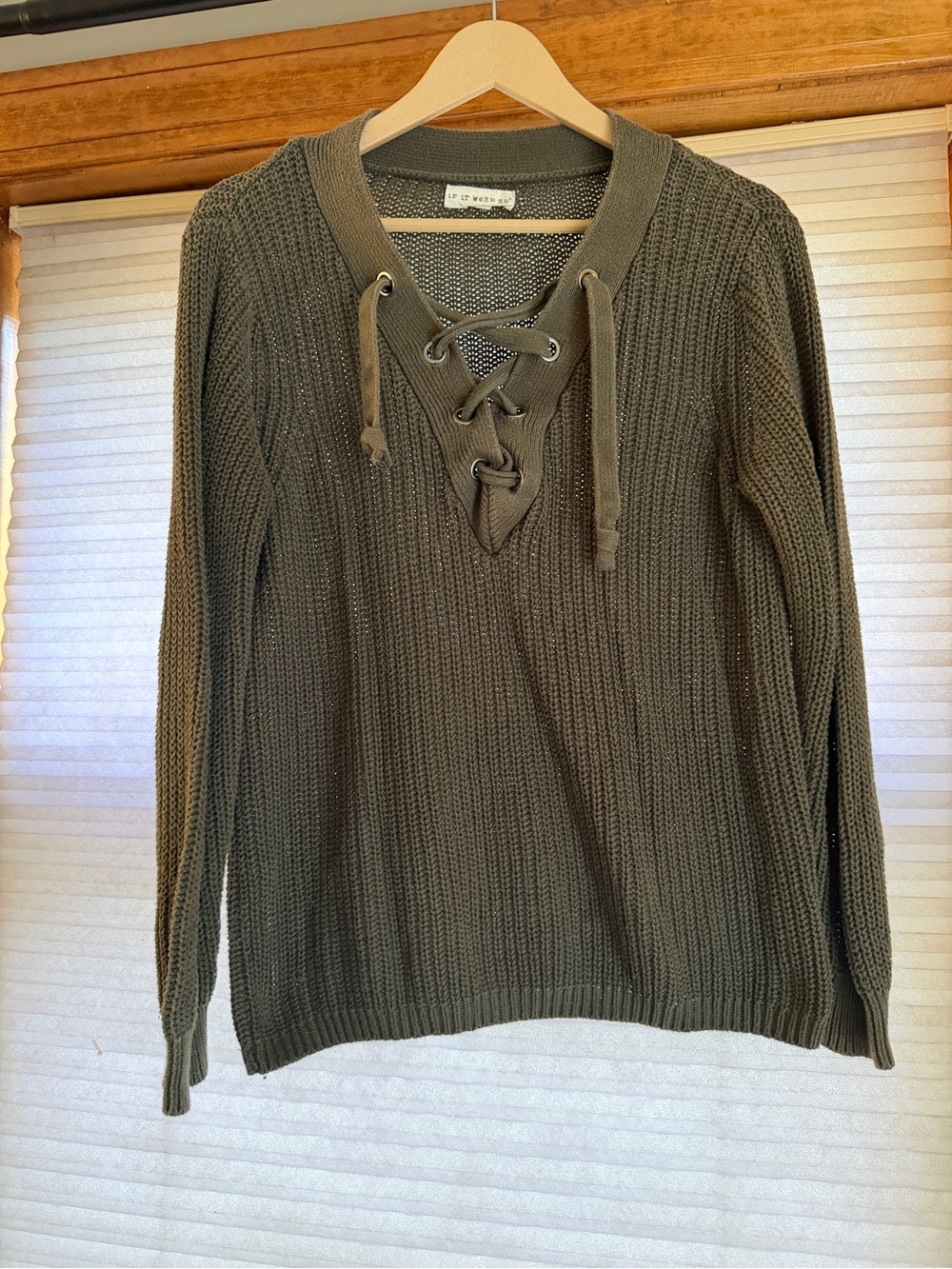 if it were me Olive Green Lace-Up V-Neck Knit Sweater S 0227